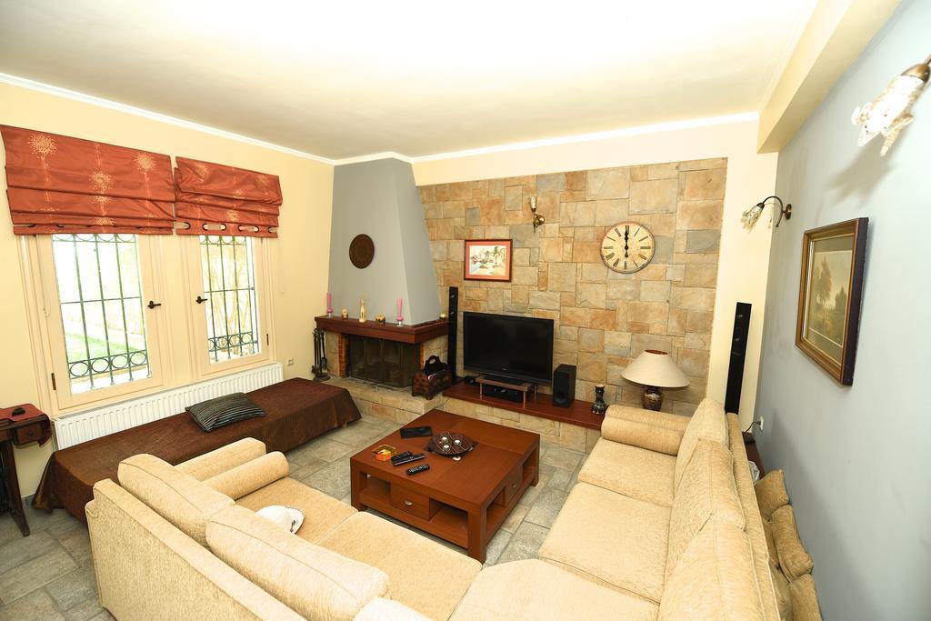 Antonia Beachfront Villa Lefkimmi  Zewnętrze zdjęcie