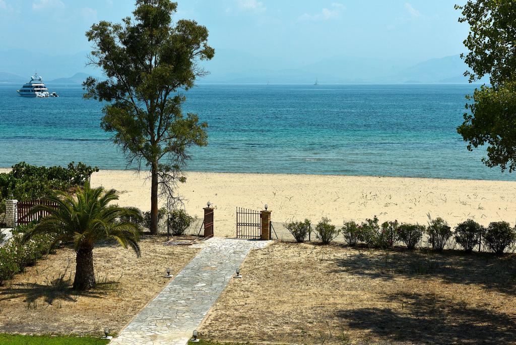 Antonia Beachfront Villa Lefkimmi  Zewnętrze zdjęcie