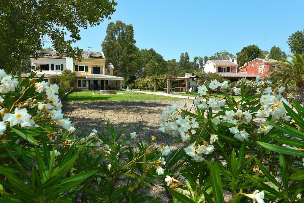 Antonia Beachfront Villa Lefkimmi  Zewnętrze zdjęcie